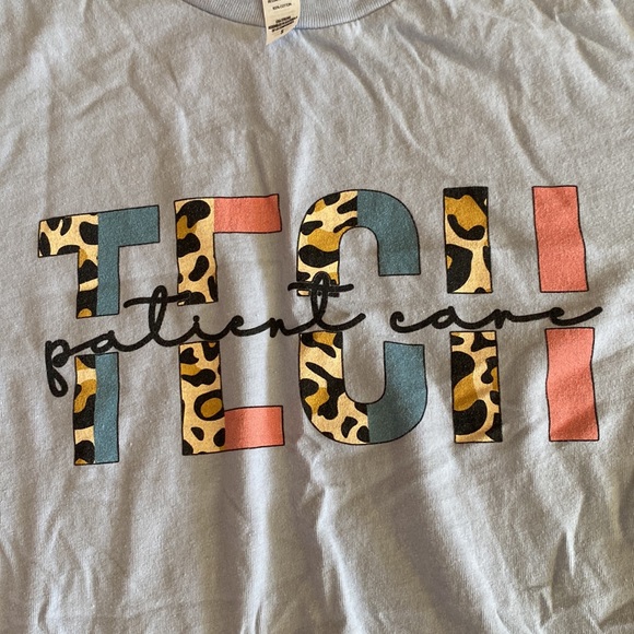 NWOT Patient care tech T-shirt Color ligth blue size small unisex - Picture 2 of 4